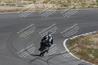 media/Apr-20-2025-AHRMA (Sun) [[393a79c373]]/Race/Group 11/Turn 4b/